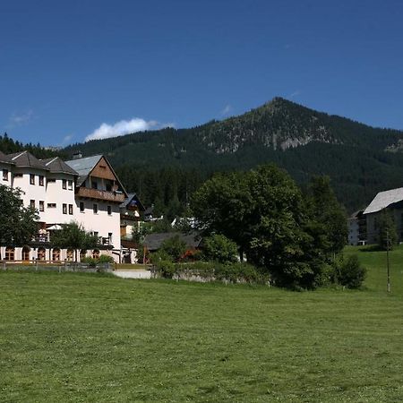 Haus Der Begegnung Hotel Gosau Exterior photo